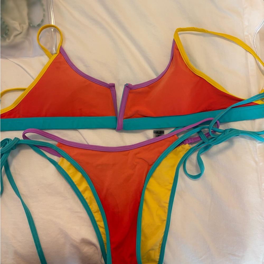 Women’s oneone swimwear bikini